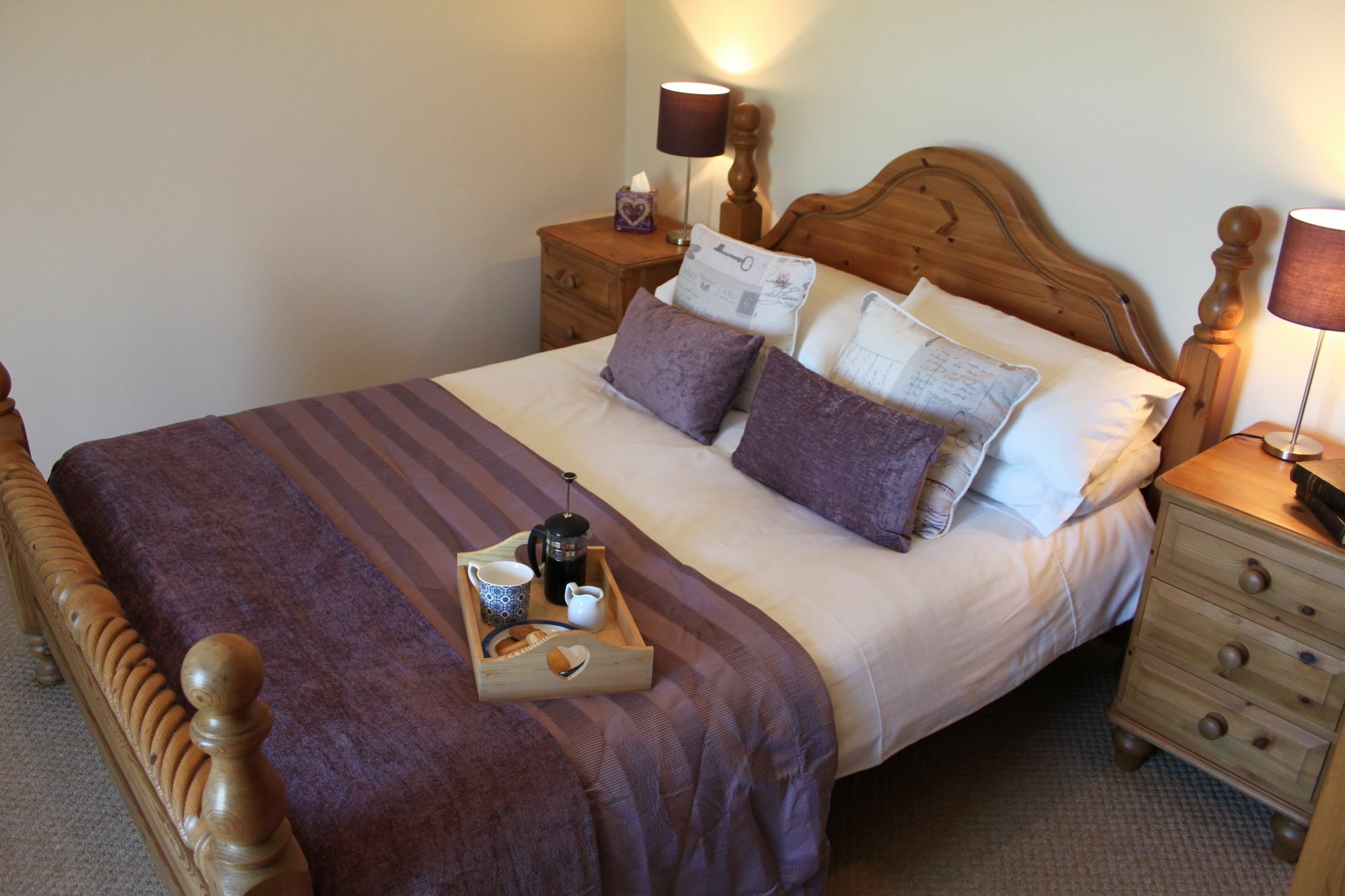 Manordaf B&B คาร์มาเทน ภายนอก รูปภาพ